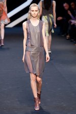 シックなカラーでスタイリッシュに贈る - ギ ラロッシュ(Guy Laroche) 2012年春夏コレクション｜写真31