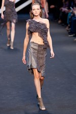 シックなカラーでスタイリッシュに贈る - ギ ラロッシュ(Guy Laroche) 2012年春夏コレクション｜写真35