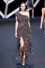 シックなカラーでスタイリッシュに贈る - ギ ラロッシュ(Guy Laroche) 2012年春夏コレクション｜写真36