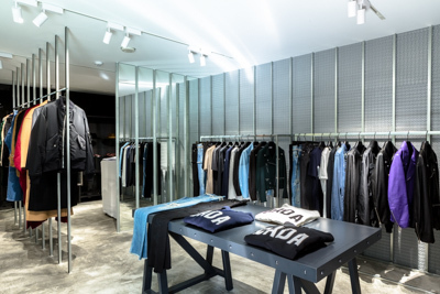 クリスチャンダダ