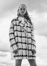 アレキサンダー・マックイーン 17年リゾート - 家族の思い出が蘇るヴィンテージワードローブ｜写真1