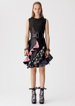 アレキサンダー・マックイーン 17年リゾート - 家族の思い出が蘇るヴィンテージワードローブ｜写真12