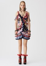 アレキサンダー・マックイーン 17年リゾート - 家族の思い出が蘇るヴィンテージワードローブ｜写真26