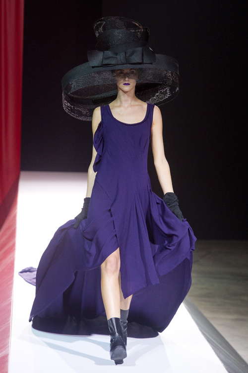 ヨウジヤマモト(Yohji Yamamoto) 2012年春夏ウィメンズコレクション  - 写真1