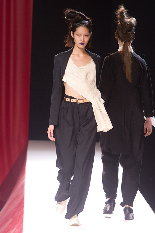 ヨウジヤマモト(Yohji Yamamoto) 2012年春夏ウィメンズコレクション シルエット - 写真7