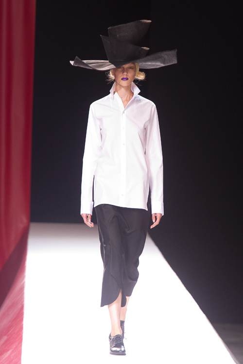 ヨウジヤマモト(Yohji Yamamoto) 2012年春夏ウィメンズコレクション  - 写真23