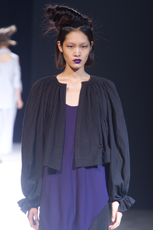 ヨウジヤマモト(Yohji Yamamoto) 2012年春夏ウィメンズコレクション  - 写真29