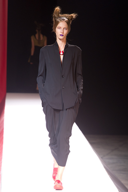 ヨウジヤマモト(Yohji Yamamoto) 2012年春夏ウィメンズコレクション  - 写真39