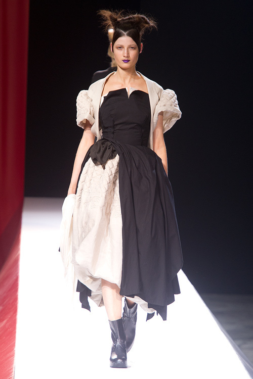 ヨウジヤマモト(Yohji Yamamoto) 2012年春夏ウィメンズコレクション シルエット - 写真30