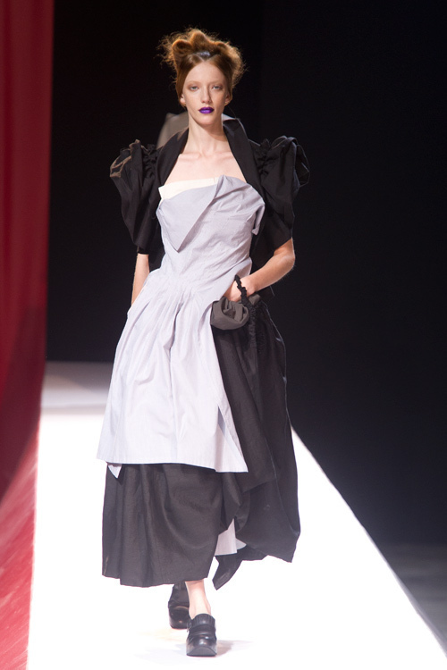 ヨウジヤマモト(Yohji Yamamoto) 2012年春夏ウィメンズコレクション  - 写真46