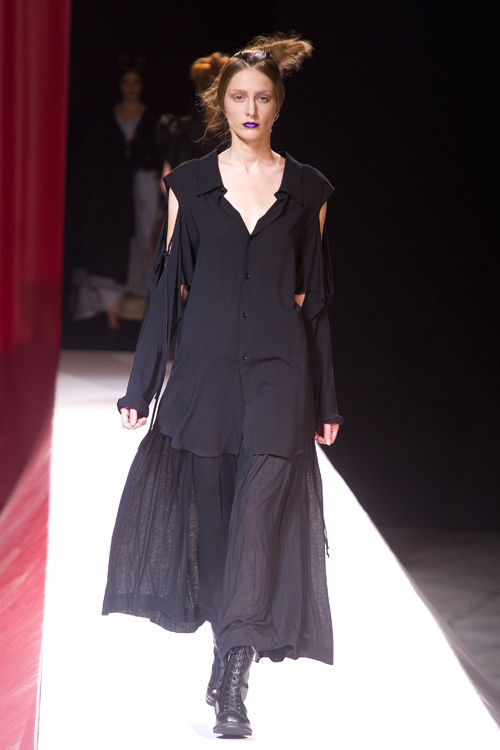 ヨウジヤマモト(Yohji Yamamoto) 2012年春夏ウィメンズコレクション  - 写真48