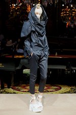 多彩な美が織り成す壮大な世界 - ヴィヴィアン・ウエストウッド ゴールドレーベル 2012年春夏コレクション｜写真10