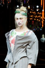多彩な美が織り成す壮大な世界 - ヴィヴィアン・ウエストウッド ゴールドレーベル 2012年春夏コレクション｜写真26