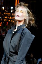 多彩な美が織り成す壮大な世界 - ヴィヴィアン・ウエストウッド ゴールドレーベル 2012年春夏コレクション｜写真30