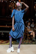 多彩な美が織り成す壮大な世界 - ヴィヴィアン・ウエストウッド ゴールドレーベル 2012年春夏コレクション｜写真34