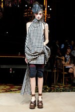 多彩な美が織り成す壮大な世界 - ヴィヴィアン・ウエストウッド ゴールドレーベル 2012年春夏コレクション｜写真55