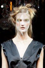 多彩な美が織り成す壮大な世界 - ヴィヴィアン・ウエストウッド ゴールドレーベル 2012年春夏コレクション｜写真68