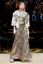 多彩な美が織り成す壮大な世界 - ヴィヴィアン・ウエストウッド ゴールドレーベル 2012年春夏コレクション｜写真71
