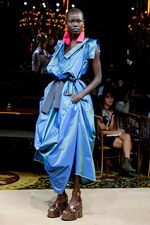 多彩な美が織り成す壮大な世界 - ヴィヴィアン・ウエストウッド ゴールドレーベル 2012年春夏コレクション｜写真73