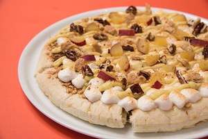 マックス ブレナーから、秋限定の新作スイーツ - さつまいもチョコピザやホワイトチョコチャイ｜写真2