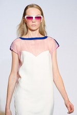 強さと優しさを兼ね備えたフェミニンなロックスタイル - コスチューム ナショナル(CoSTUME NATIONAL) 2012年春夏コレクション｜写真14