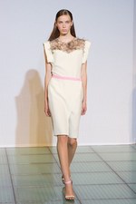 強さと優しさを兼ね備えたフェミニンなロックスタイル - コスチューム ナショナル(CoSTUME NATIONAL) 2012年春夏コレクション｜写真15