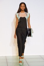 強さと優しさを兼ね備えたフェミニンなロックスタイル - コスチューム ナショナル(CoSTUME NATIONAL) 2012年春夏コレクション｜写真36