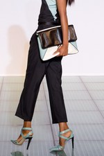 強さと優しさを兼ね備えたフェミニンなロックスタイル - コスチューム ナショナル(CoSTUME NATIONAL) 2012年春夏コレクション｜写真38