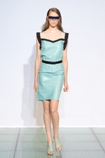 強さと優しさを兼ね備えたフェミニンなロックスタイル - コスチューム ナショナル(CoSTUME NATIONAL) 2012年春夏コレクション｜写真39