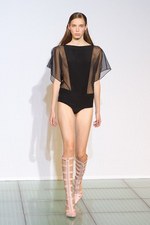 強さと優しさを兼ね備えたフェミニンなロックスタイル - コスチューム ナショナル(CoSTUME NATIONAL) 2012年春夏コレクション｜写真45