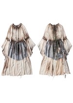 CUNE 16年秋冬コレクションを紹介 -沼やコンクリート、草原で “馬に引きずられた人” を再現｜写真12