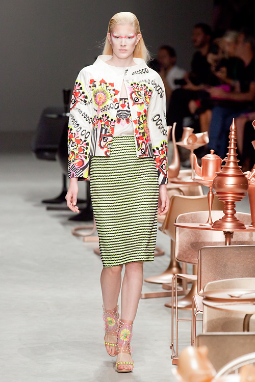 マニッシュ アローラ(manish arora) 2012年春夏ウィメンズコレクション  - 写真34