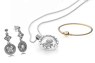 キュービックジルコニア｜パンドラ 2016年オータムコレクション、ロケット型のペンダントやゴールドバングルなど