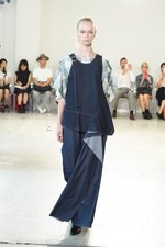 ヤストシ エズミ 2017年春夏コレクション - 創造的再生により進化する装い｜写真17