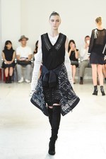 ヤストシ エズミ 2017年春夏コレクション - 創造的再生により進化する装い｜写真22