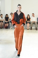 ヤストシ エズミ 2017年春夏コレクション - 創造的再生により進化する装い｜写真30