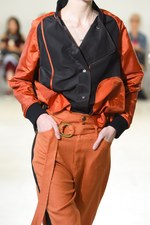 ヤストシ エズミ 2017年春夏コレクション - 創造的再生により進化する装い｜写真32