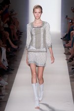 クラシカルなエッセンスを含んだシックなフレンチスタイル - ヴァネッサ ブリューノ 2012年春夏コレクション｜写真1