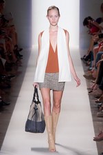 クラシカルなエッセンスを含んだシックなフレンチスタイル - ヴァネッサ ブリューノ 2012年春夏コレクション｜写真23