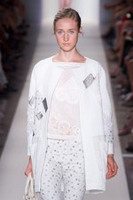 クラシカルなエッセンスを含んだシックなフレンチスタイル - ヴァネッサ ブリューノ 2012年春夏コレクション｜写真32