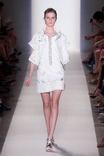 クラシカルなエッセンスを含んだシックなフレンチスタイル - ヴァネッサ ブリューノ 2012年春夏コレクション｜写真33