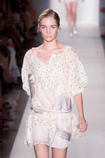 クラシカルなエッセンスを含んだシックなフレンチスタイル - ヴァネッサ ブリューノ 2012年春夏コレクション｜写真35