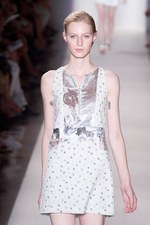 クラシカルなエッセンスを含んだシックなフレンチスタイル - ヴァネッサ ブリューノ 2012年春夏コレクション｜写真47