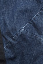 ディーゼル、 バイアスカットによる進化系デニムを日本限定で発売｜写真15