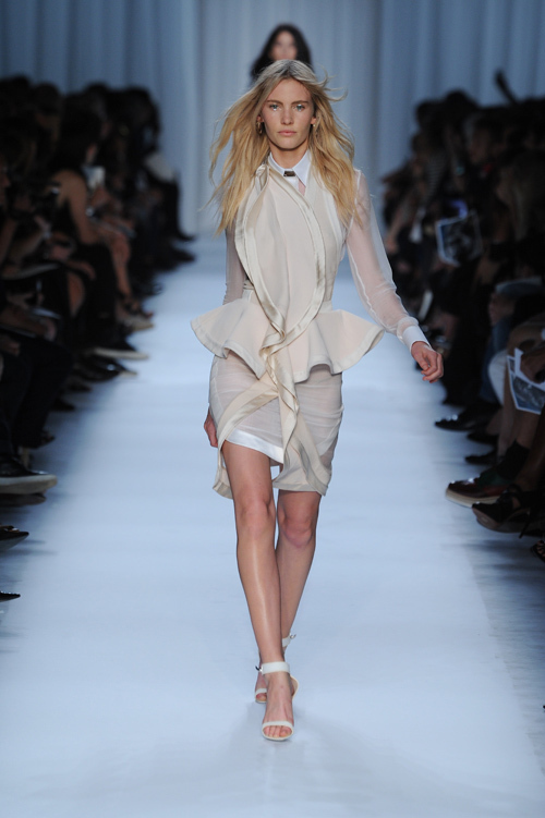 ジバンシィ バイ リカルド ティッシ  2012年春夏<span>コレクション</span> - 写真25