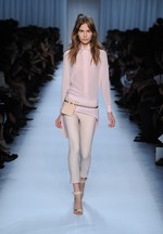 ロマンティックなウォーターワールドへようこそ - ジバンシィ バイ リカルド ティッシ(Givenchy by Riccardo Tisci) 2012年春夏コレクション｜写真19