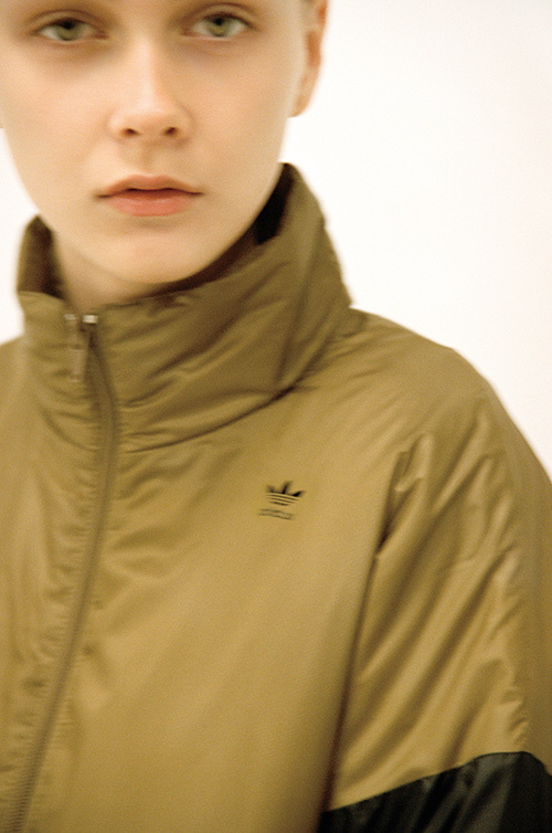 アディダス オリジナルス バイ ハイク(adidas Originals by HYKE