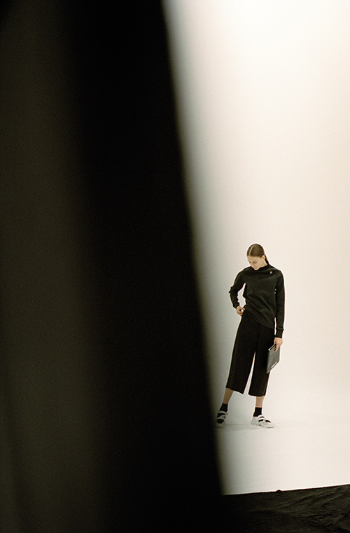 アディダス オリジナルス バイ ハイク(adidas Originals by HYKE) 2016-17年秋冬 ウィメンズコレクション ディテール - 写真21