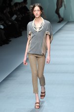 色彩とフォルムで表現する、洗練されたエレガンス - HIROKO KOSHINO(ヒロコ コシノ) 2012年春夏コレクション｜写真56