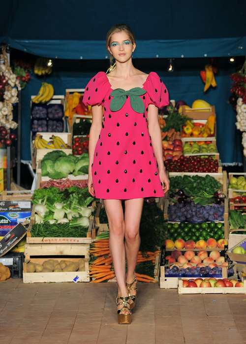 モスキーノ チープ＆シック(MOSCHINO CHEAP&CHIC) 2012年春夏ウィメンズコレクション  - 写真1